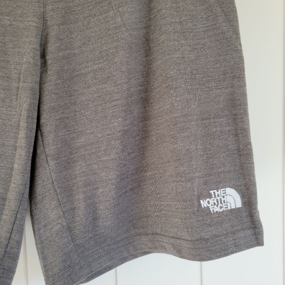 The North Face Boys Shorts Tri-Blend Gym Stretchy Knit Size XL NEW - Picture 4 of 6